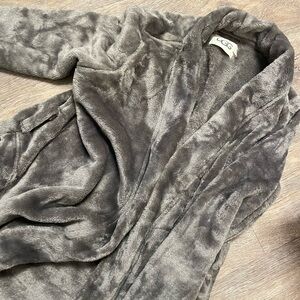 UGG Soft Gray Faux Fur Wrap